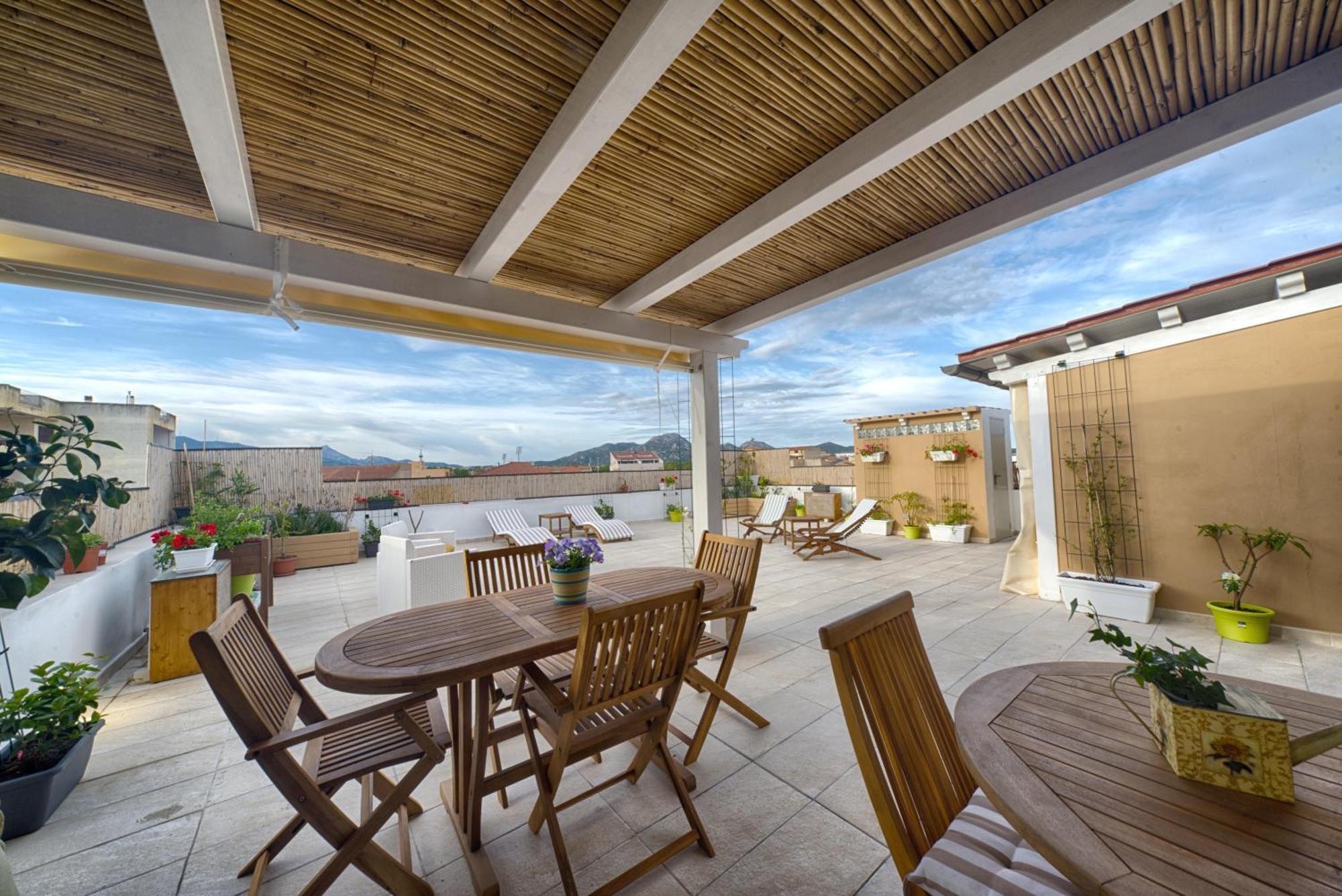 Terrace Rooms Olbia Center Екстериор снимка